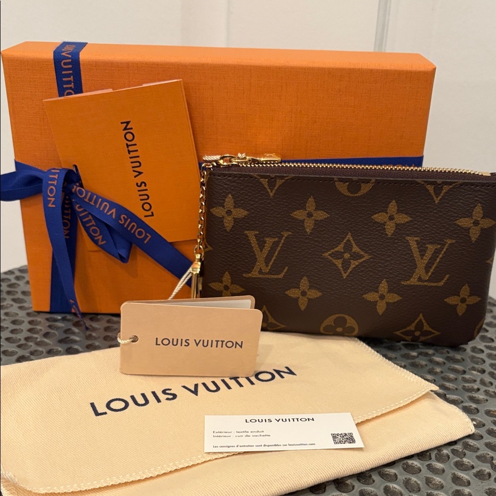 *NWT and NIB* Louis Vuitton Monogram Key Pouch S